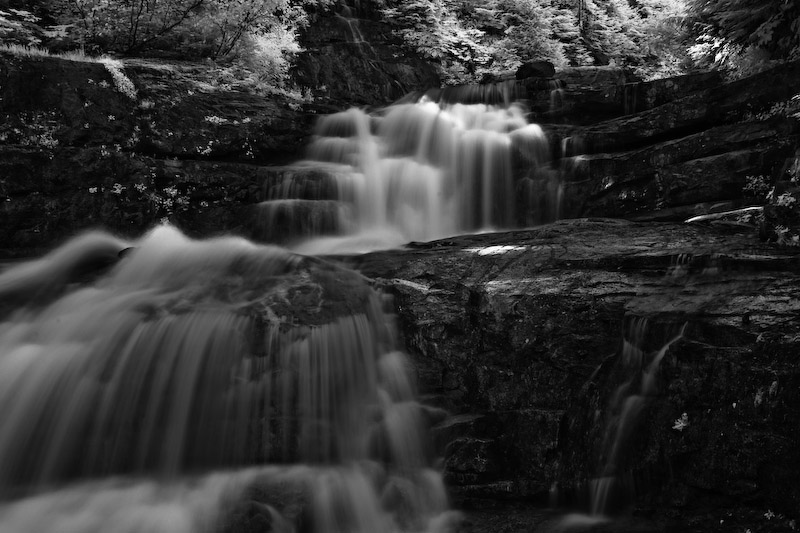 2.0 sec at f / 22 24 mm ISO 100