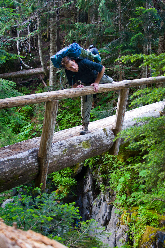 1/30 sec at f / 4.0 28 mm ISO 400